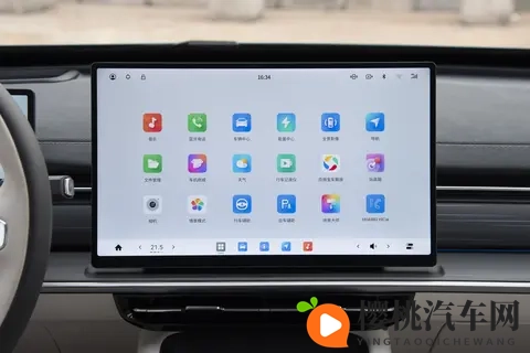 37秒破百+无框车门！这台国产轿跑自己就是一道流动的风景-1