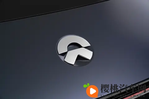 蔚来 ET9 全面升级驾乘皆顶流，BBA 行政旗舰地位遇挑战-1