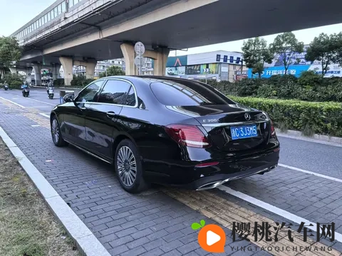 205万拿下20款奔驰E300L,一手豪华行政座驾,商务家用皆宜-2