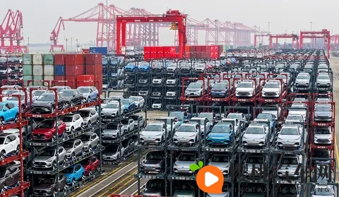 “混动”破局:中国车企以灵活打法驶入全球市场新赛道-1