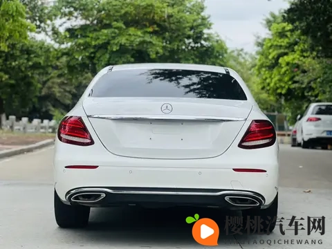 18万多拿下行政座驾！18年奔驰E300L，9万公里正当年-3
