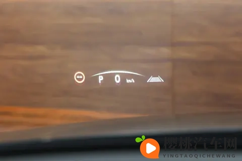 蜜桃成人网色情：新能源汽车崛起，安全智能续航升级-2