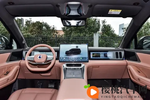 腾势N8L DM来了!二孩,三孩家庭的出行,本该如此从容惬意-2