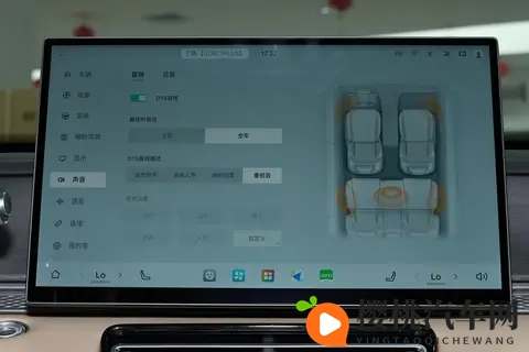 15万级旅行小房车！标配双冰箱+大沙发，适合全家出行-3