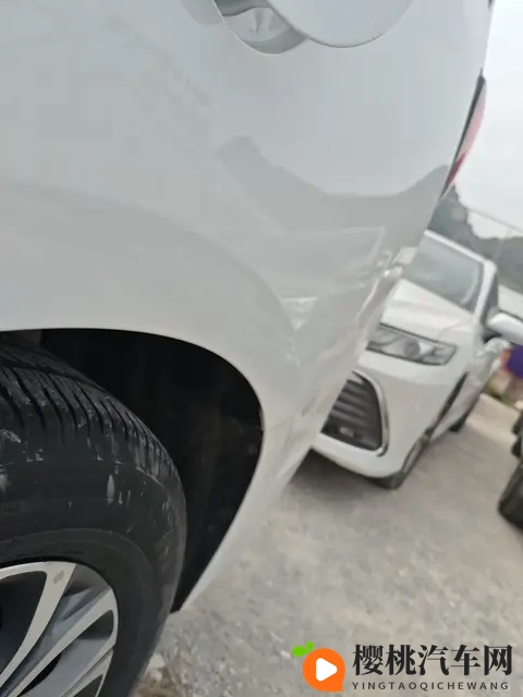 二手别克GL8：22款陆上公务舱，6万公里，1399万宜商宜家！-1