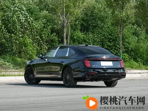 这款中大型车外观豪华，车长超5米1，30T V6+空气悬架，还看啥A6L-3