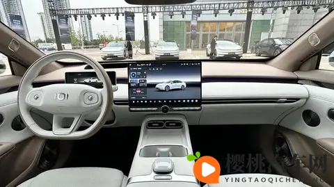 『网通社』长安启源A06正式上市,售价1099万元起-1