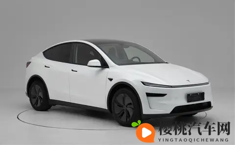 续航821公里！特斯拉ModeIY“王炸”版来了，对手压力山大-1