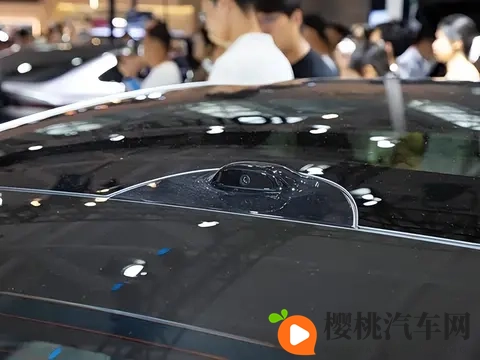 长安启源A06上市,提供纯电与增程选择,售价1099万元起-2