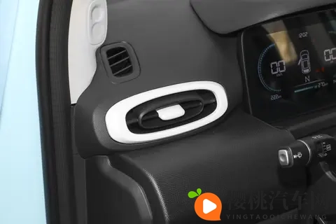 4万开走零跑T03?操控活,续航长,空间大,智能优,闭眼冲!-1