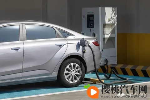 中国固态电池引爆能源革命能量密度720Wh_kg电动车续航将破千公里-1