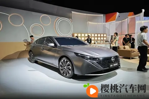 “沙发厂”和鸿蒙合作,是一加一大于二的效果?解读全新天籁-3