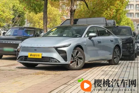 15万级增程车新标杆?四轮独悬+30颗传感器,综合续航1645km-1