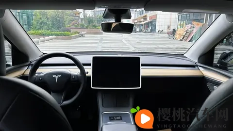 13万公里,146万!22年特斯拉Model Y代步通勤好选择-3