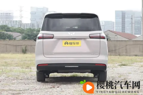 实测五菱星光730:7万级配侧滑门+独立悬架,是否打破性价比认知-1