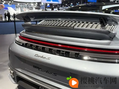 王者荣耀女英雄无小内无爱心游戏：王者荣耀女英雄，大胆突破传统设计-1