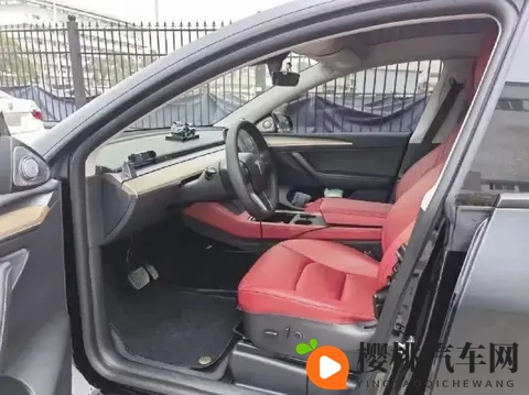 体验特斯拉Model Y 5天后,我还是选了燃油车:适合家人的才是最好-2