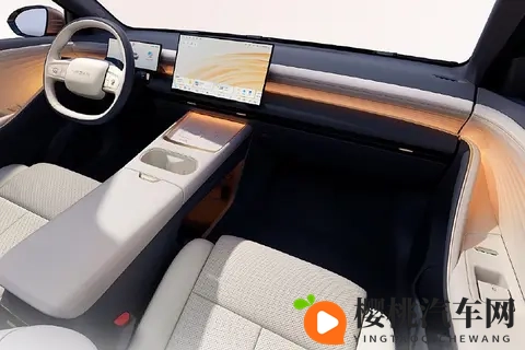 日产N6插混轿车内饰曝光:纯电跑150km 对标秦PLUS 11月13日预售-2