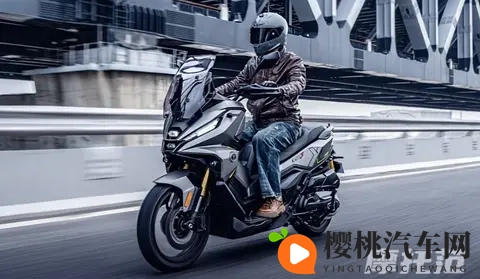 男生和女生一起搓搓搓:男女携手,共同欢乐搓揉时光-2