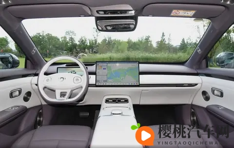 看过长安启源A06,才明白高级感不必昂贵,舒适感触手可及-3