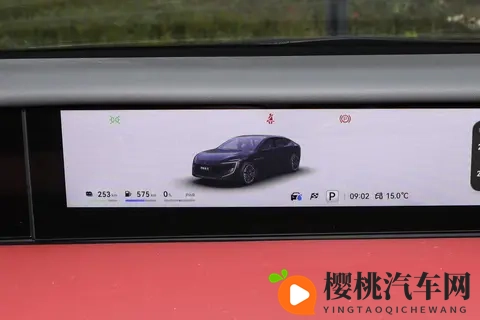 30万级豪华轿车,选配置齐全、用得上的,还是光图个豪华名头?-1