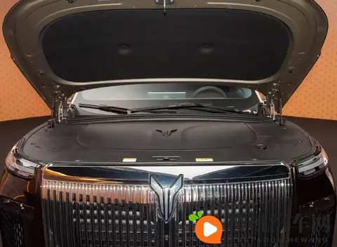 华为智选车再添猛将！全新SUV搭载鸿蒙40，续航超1200公里-3