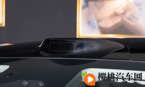 奇瑞新车又来!风云A9L猎鹰700助攻,顶配四座版真的能打吗?-2