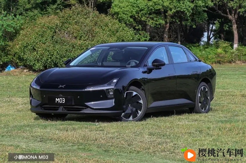 长安启源A06有没有诚意?跟小鹏MONA M03一比便知-1