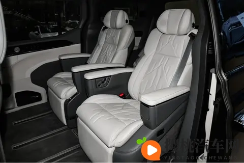 给家人的豪礼？ 来看看这款：试驾极氪009七座过道版的惊喜体验-1