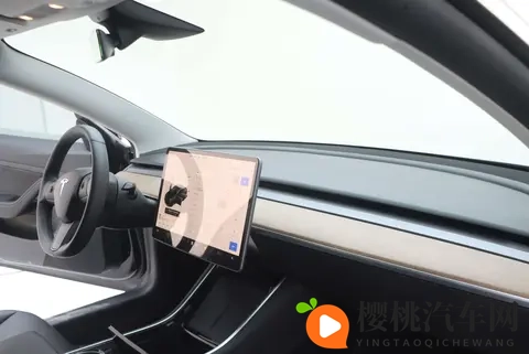 12万不到,三年Model3还能否成为你的电动新宠?-2