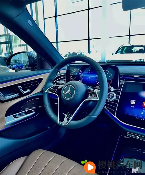 售价4299万元起，2026款奔驰E级经典版亮相，豪华不止一步之遥！-1