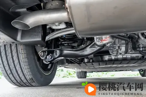 800V平台加华为驾驶，26款岚图梦想家的安全感确实不一样-3