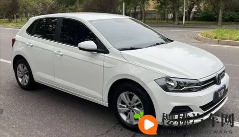 大众Polo近18年内饰变迁,从“塑料盒子”到科技座舱却传停产?-2