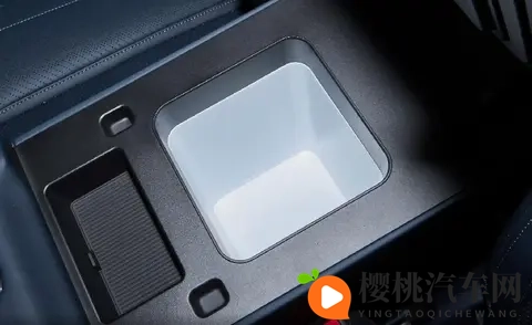 20万级插混SUV新优选!方程豹钛7智能配置超丰富,续航1300km-1