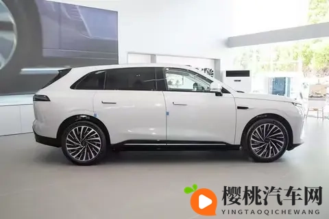 1898万起，家用SUV就该选它！性能、舒适、智能都拉满-2