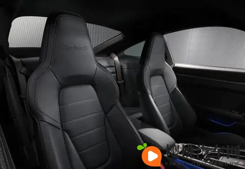 老家伙的倔强与新世界的碰撞:保时捷911 Turbo S的3000公里独白-1