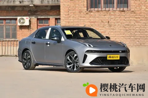 10万出头买家轿，轴距2730mm，标配6气囊，第三代领克03来了-1