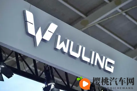 女高中打屁股 网站:校园暴力频发,女高中事件引关注-3