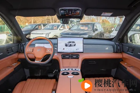 捷途山海 L7 PLUS 2025 款 220km 五座旗舰版:15 万级露营神器的答卷-2