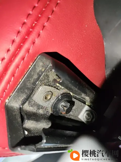 48万多拿下陆地猛虎,一手准新路虎揽胜运动版-3