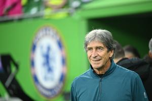 六台：佩工与贝蒂斯就续约1年达口头协议 他想带智利踢2030世界杯