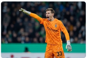 德天空：维拉将门兴门将尼科拉斯纳入引援名单，以防大马丁离队