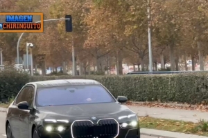 六台：皇马今日12点训练，阿隆索提前3个小时抵达训练基地