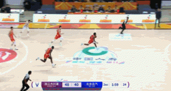 不收回礼！布朗抢断3打0送桑普森扣篮&桑普森抢断甩布朗空篮不中