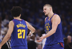 掘金大胜黄蜂，约基奇爆发创纪录，穆雷也打疯了，要拿周最佳了